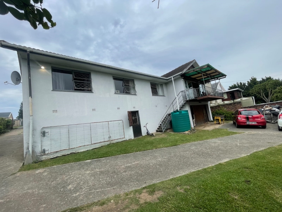 4 Bedroom Property for Sale in Amalinda North Eastern Cape